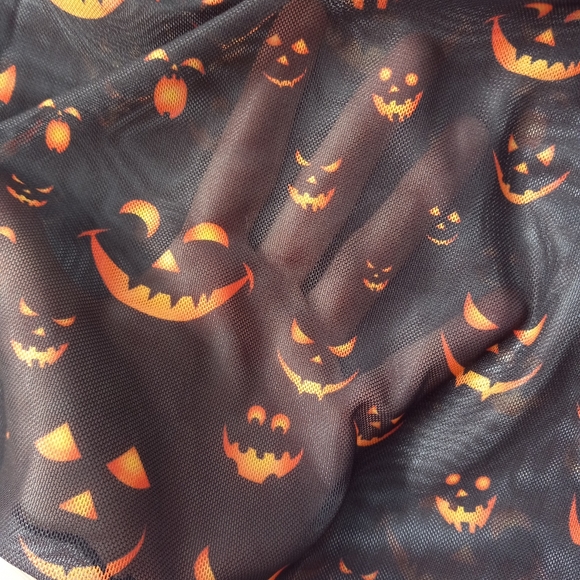 Jack-o-lantern sheer crop top! So cute 😍 nwot! - Picture 4 of 7